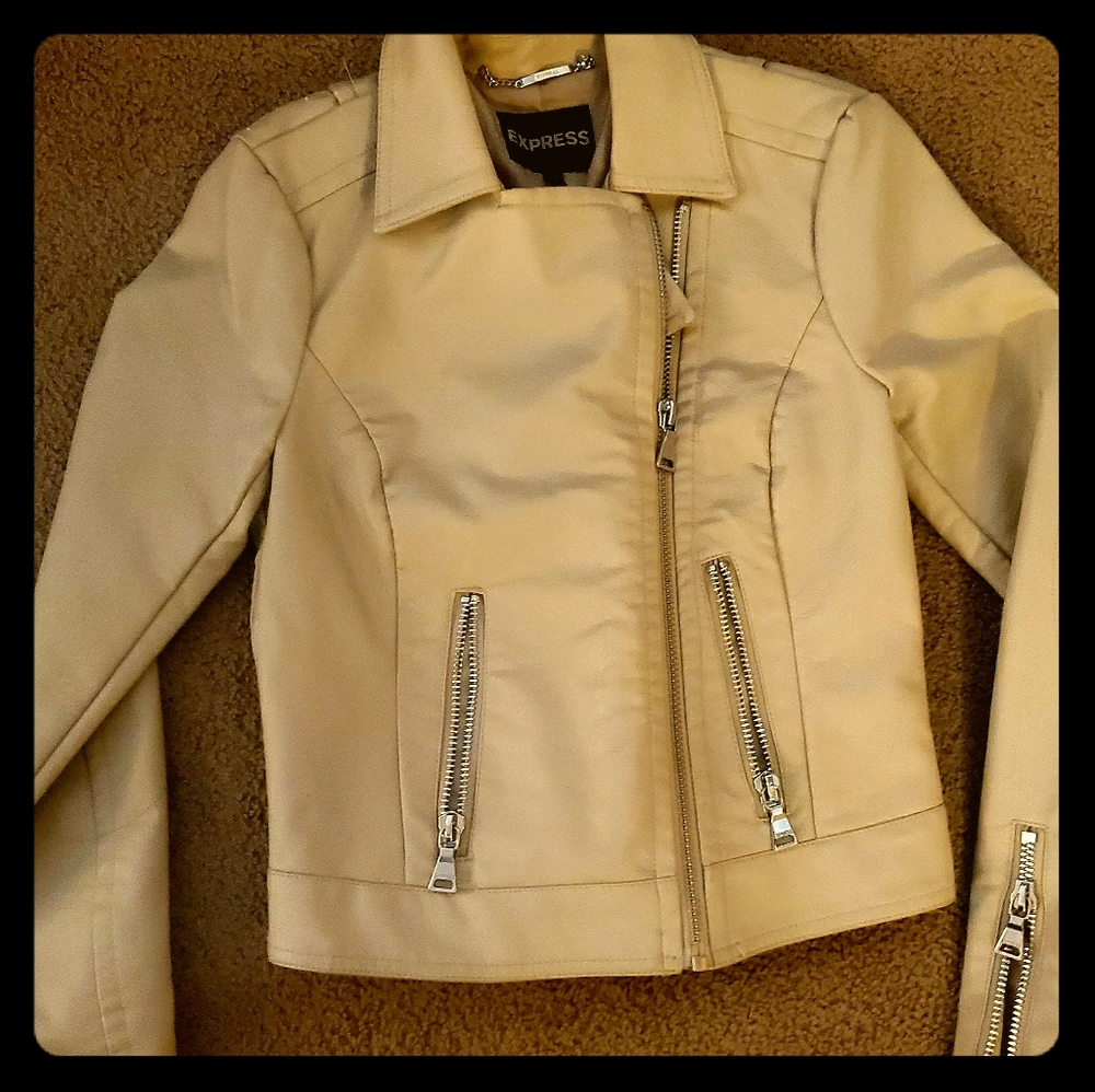 JACKETS